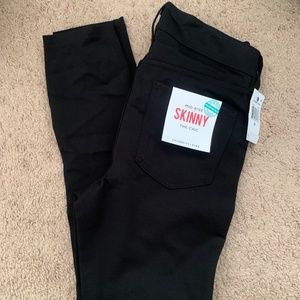 BRAND NEW! Skinny pants